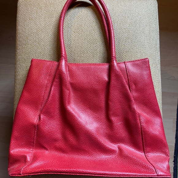 JP Tod's Handbag genuine red leather, suede lining, 2 handles, brass feet. Italy - Picture 9 of 14
